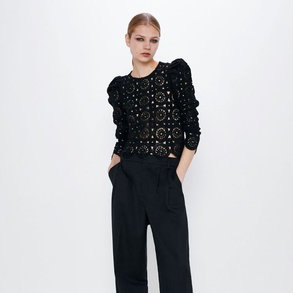 ZARA Crochet Textured weave top with voluminous/puff sleeves - Picture 2 of 9
